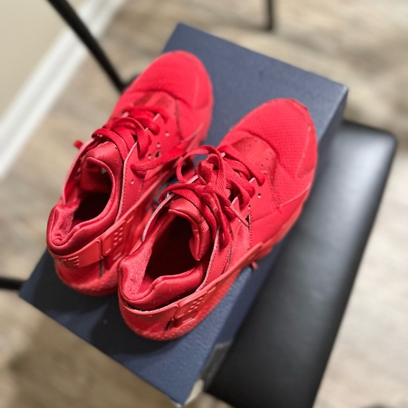Youth red huarache - Picture 5 of 5